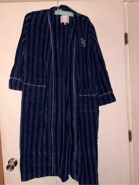 Vintage Victoria's Secret Navy and Dark Navy Striped Robe